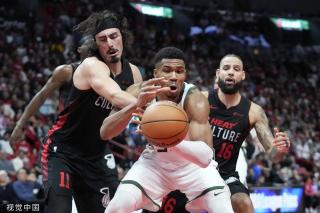 8个篮板和 8个篮板和