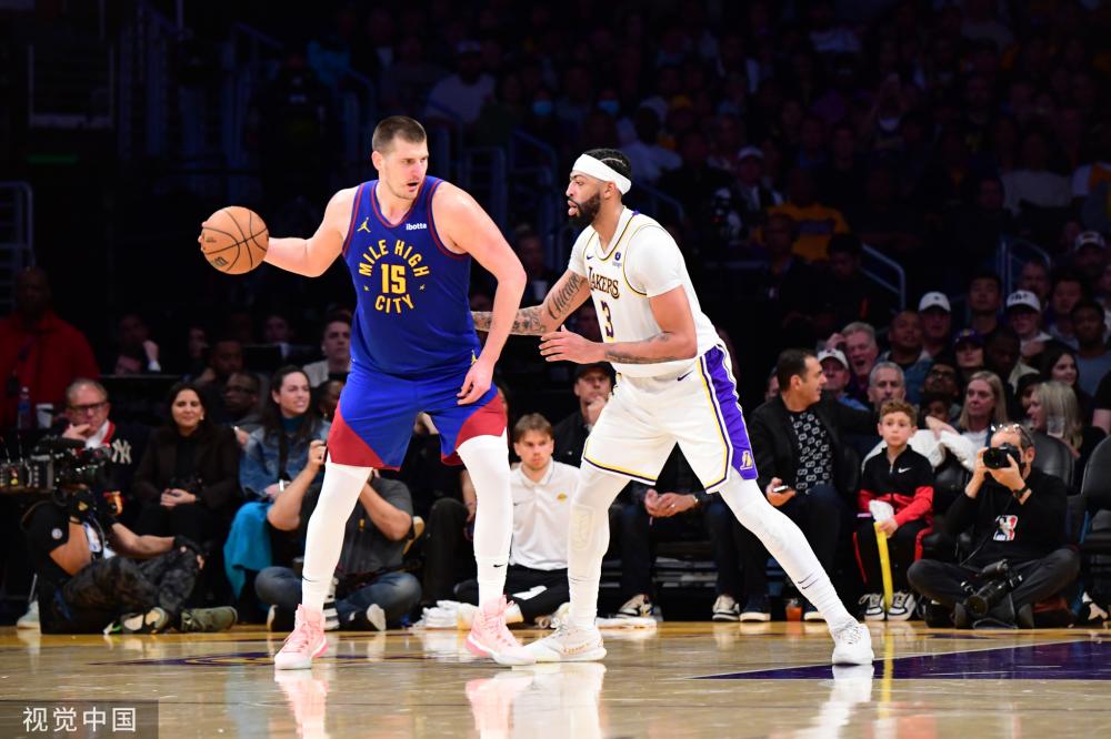 的运动员而 的运动员而