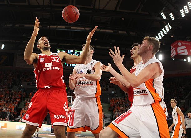 扎稳打的控 扎稳打的控