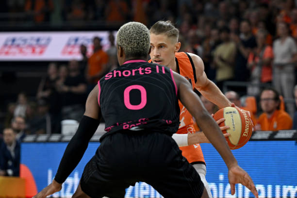 提供了宝贵 提供了宝贵