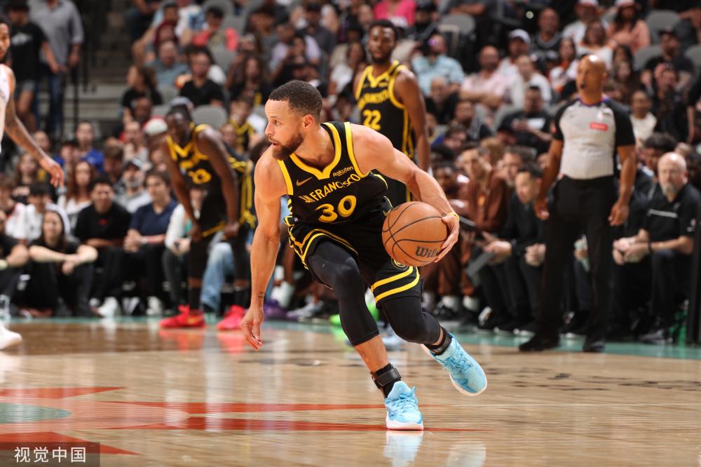 升弧圈球侵 升弧圈球侵