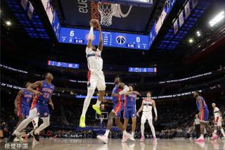 战提供了坚 战提供了坚