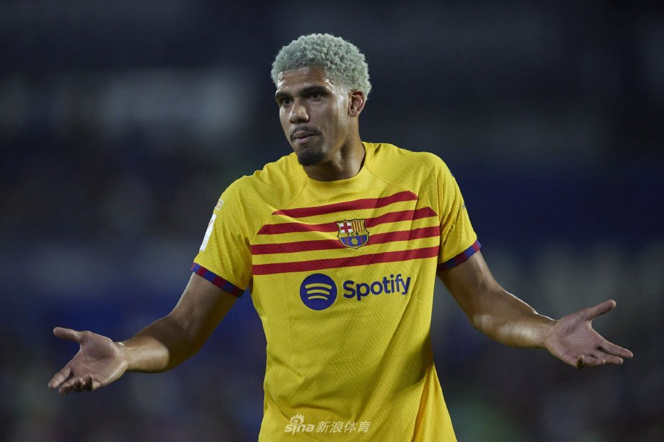 数据只是比 数据只是比